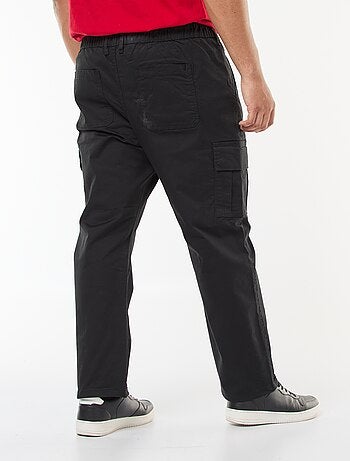 Pantaloni multitasche tinta unita con passanti per cintura