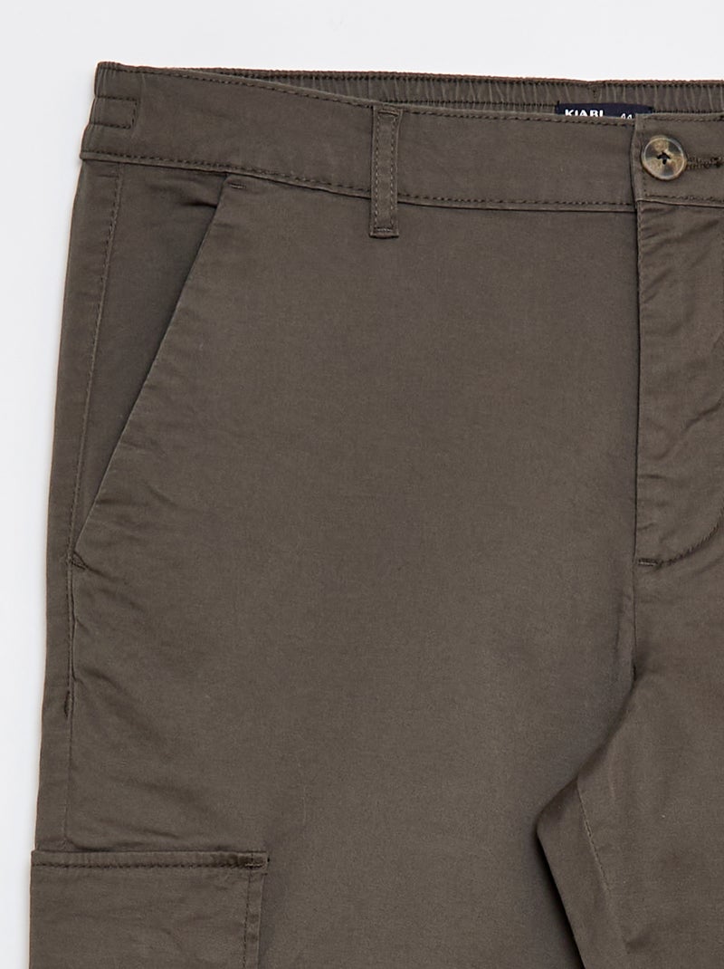 Pantaloni multitasche tinta unita KAKI - Kiabi
