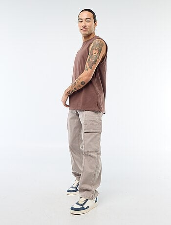 Pantaloni multitasche tinta unita taglio dritto / Regular Fit