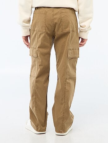 Pantaloni multitasche tinta unita taglio dritto / Regular Fit