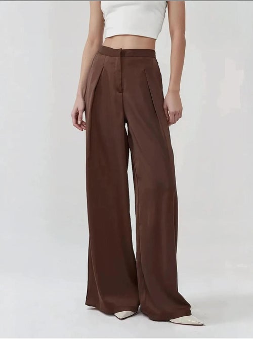 Pantaloni palazzo in raso a vita alta e gamba larga - Kiabi Pantaloni palazzo in raso a vita alta e gamba larga - Kiabi