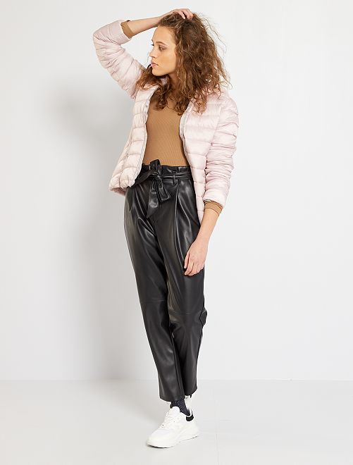 Pantaloni paperbag in similpelle - nero - Kiabi - 18.00€