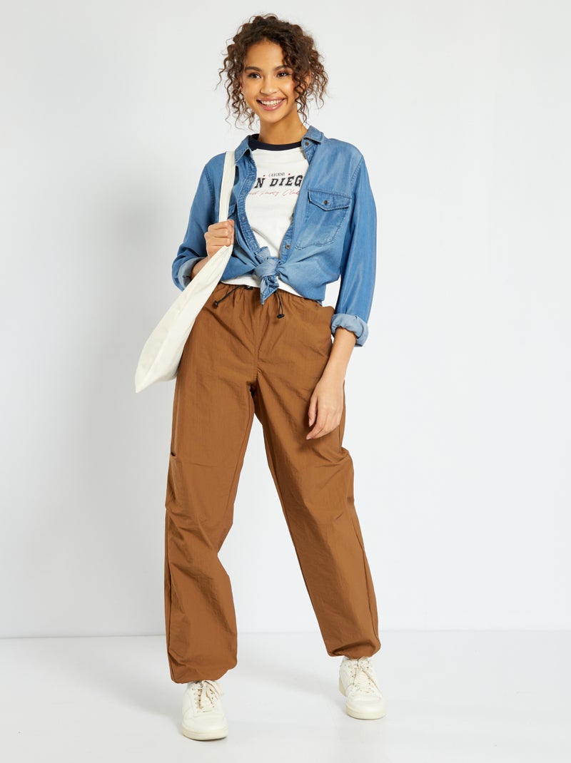 Pantaloni parachute in nylon MARRONE - Kiabi