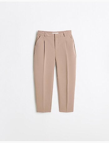 Pantaloni piegati, mo fashion