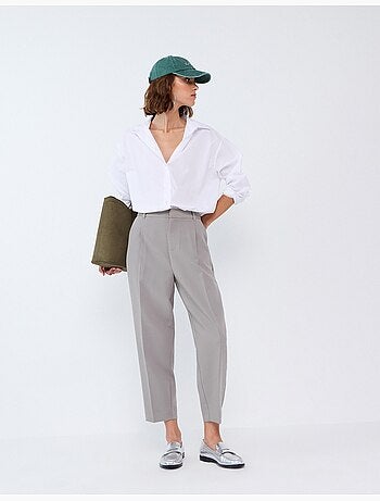 Pantaloni piegati, mo fashion