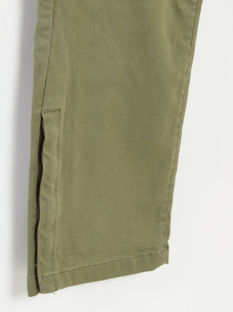 Pantaloni regular con tasche a patta - collezione facile da indossare VERDE - Kiabi