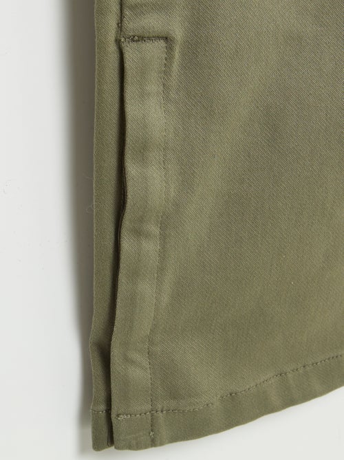 Pantaloni regular fit con tasche con patta - So Easy - Kiabi