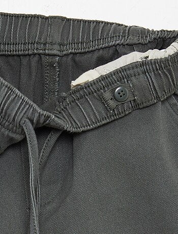 Pantaloni regular tinta unita
