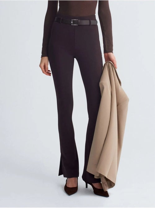 Pantaloni skinny a zampa con cintura - Kiabi Pantaloni skinny a zampa con cintura - Kiabi