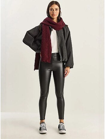 Pantaloni skinny in ecopelle con vita elasticizzata lucci