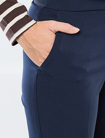 Pantaloni slim fit