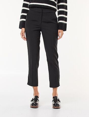 Pantaloni slim fit