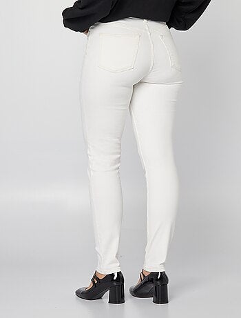 Pantaloni slim in denim 32L