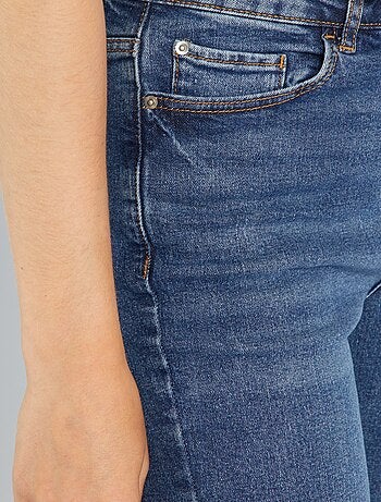 Pantaloni slim in denim 32L