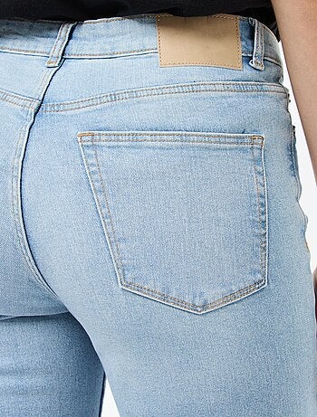 Pantaloni slim in denim 32L