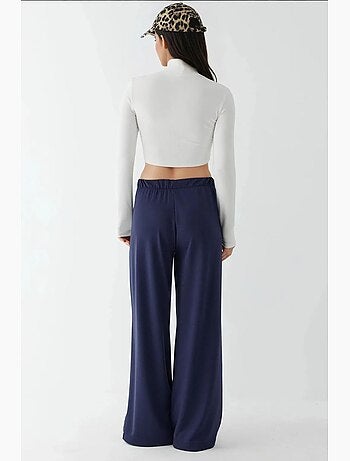 Pantaloni soft touch a gamba ampia con pieghe hiccup