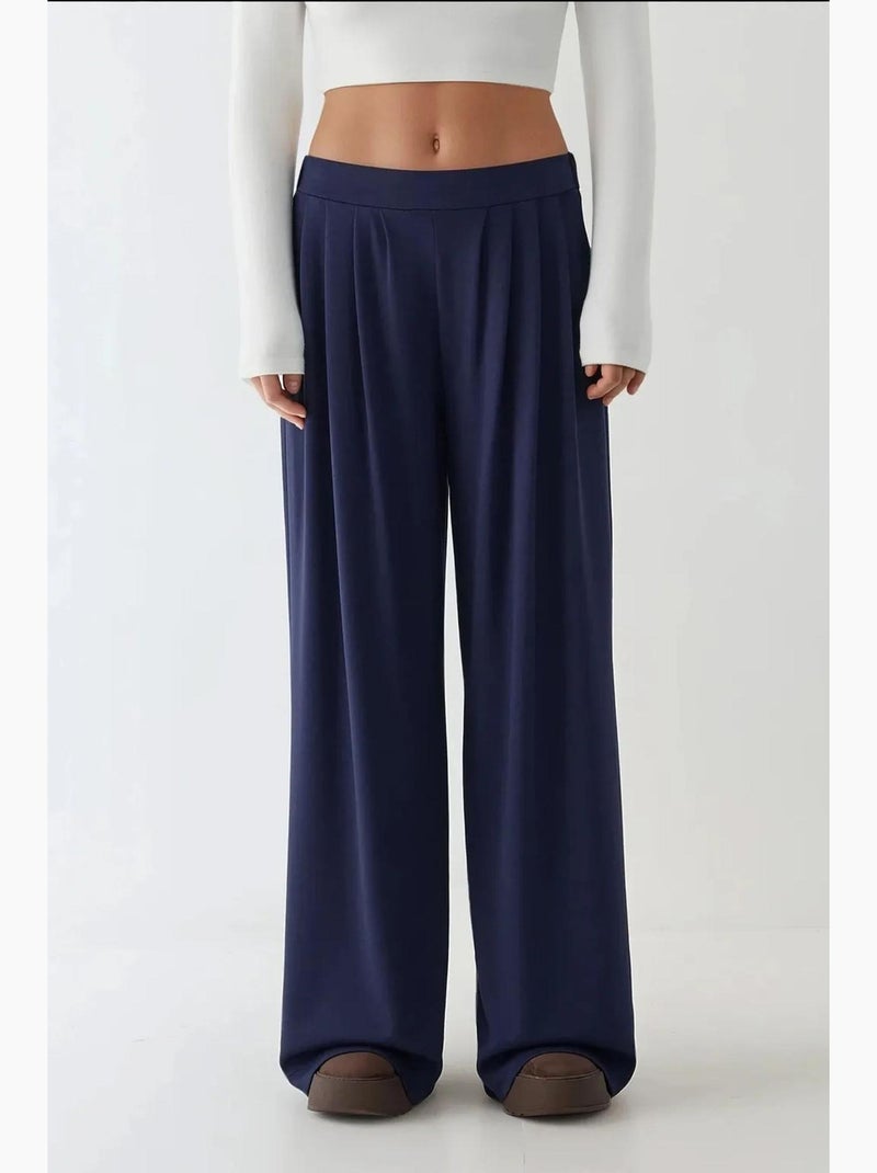 Pantaloni soft touch a gamba ampia con pieghe hiccup Blu marino - Kiabi