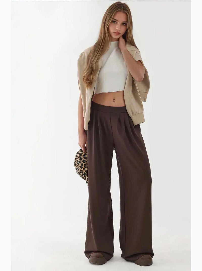 Pantaloni soft touch a gamba ampia con pieghe hiccup Marrone scuro - Kiabi
