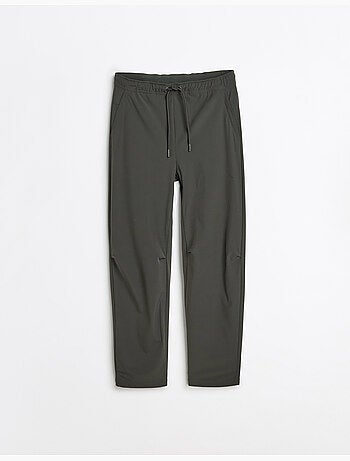 Pantaloni sportivi, MO Fashion
