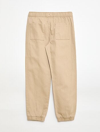 Pantaloni stile jogger