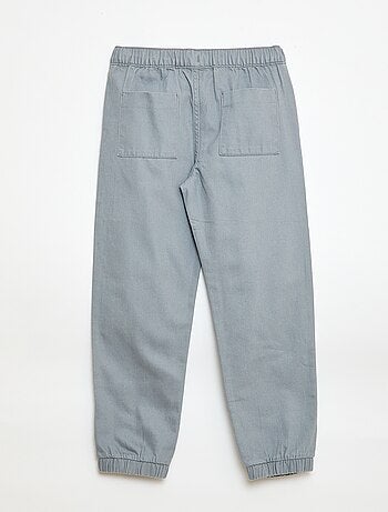 Pantaloni stile jogger