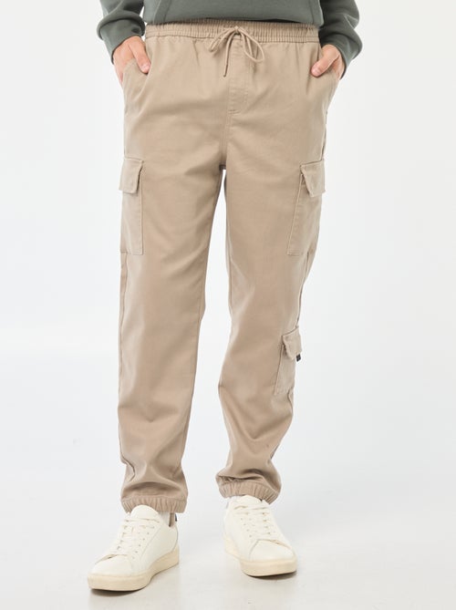 Pantaloni stile 'jogger' multitasche - Kiabi