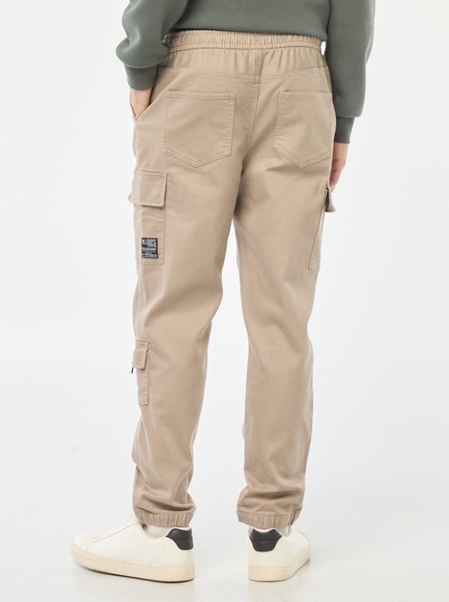 Pantaloni stile 'jogger' multitasche - Kiabi