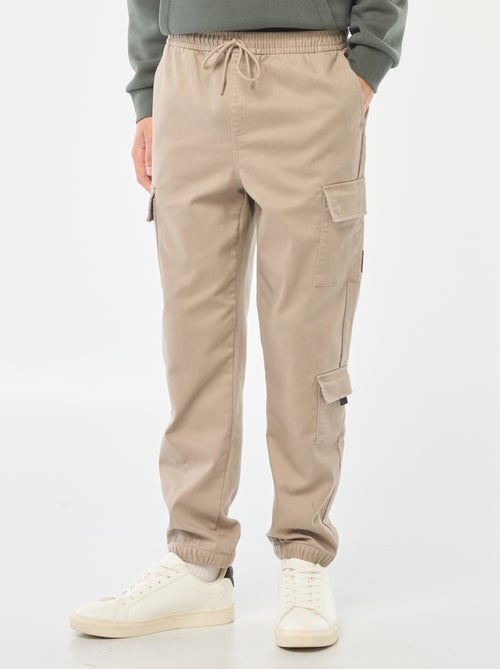 Pantaloni stile 'jogger' multitasche - Kiabi