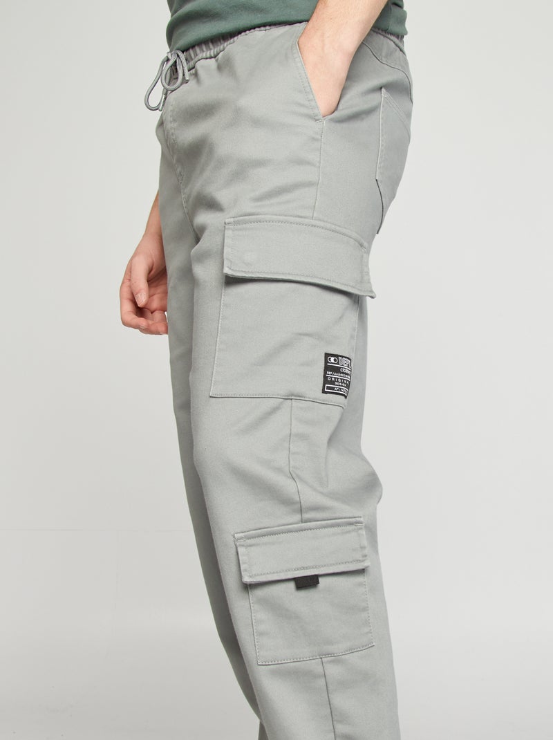 Pantaloni stile 'jogger' multitasche GRIGIO - Kiabi