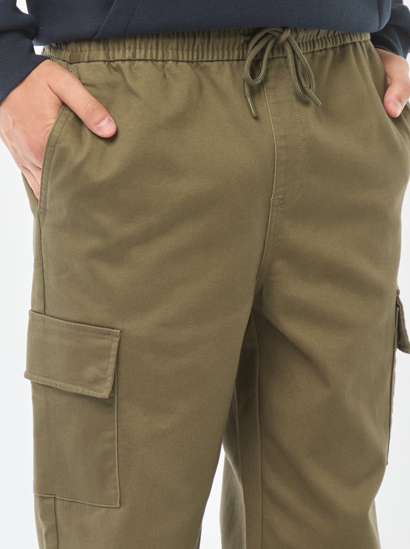 Pantaloni stile 'jogger' multitasche Kaki - Kiabi