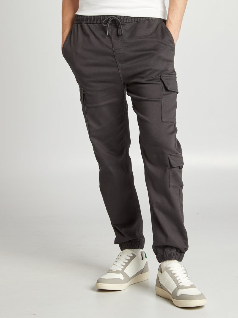 Pantaloni stile 'jogger' multitasche NERO - Kiabi