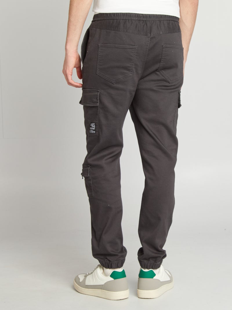 Pantaloni stile 'jogger' multitasche NERO - Kiabi