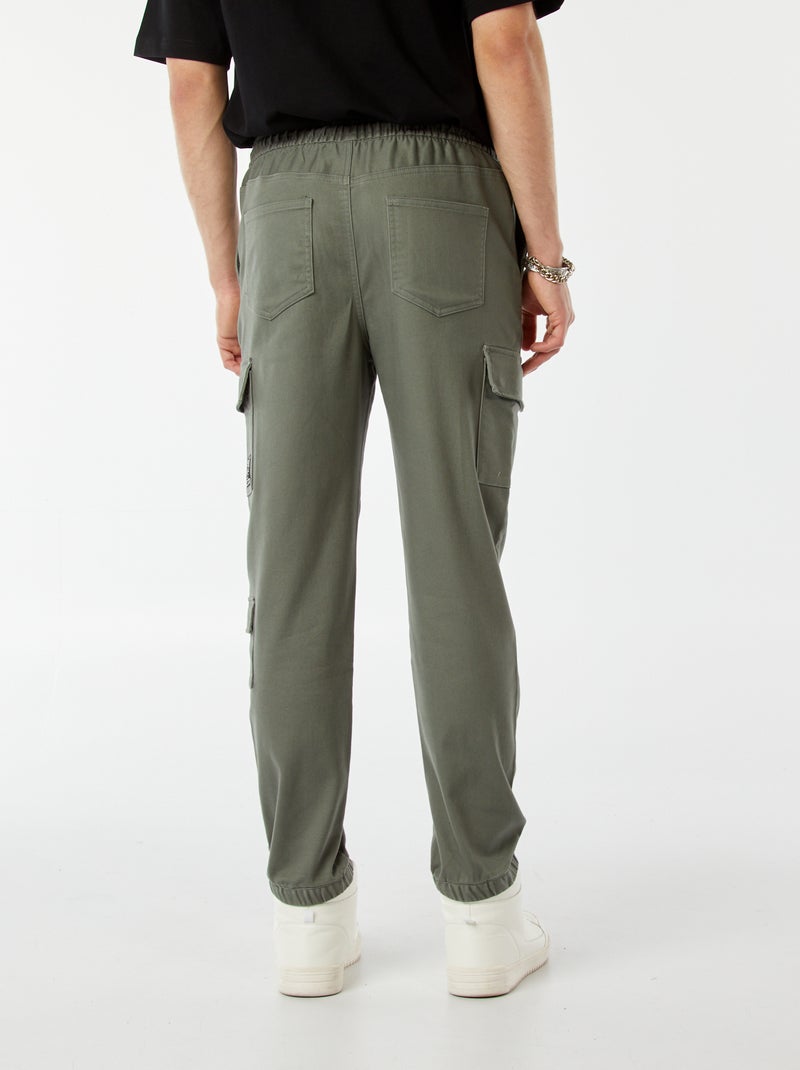 Pantaloni stile 'jogger' multitasche Verde - Kiabi
