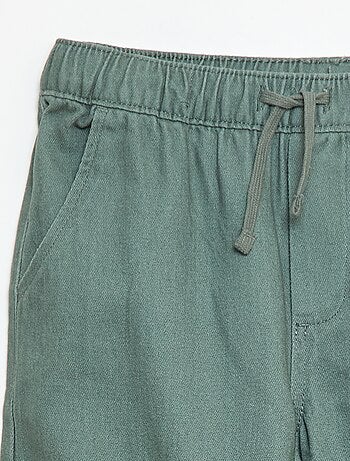 Pantaloni stile jogger