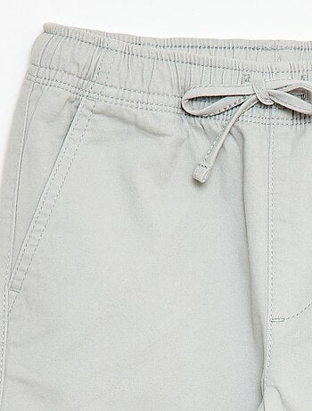 Pantaloni stretch multitasche