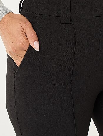 Pantaloni svasati tinta unita