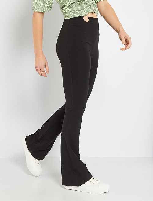 Pantaloni taglio flare - nero - Kiabi - 15.00€