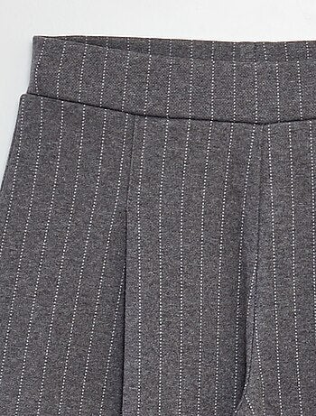 Pantaloni taglio pantaloni larghi a righe pantaloni larghi a righe righe