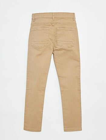 Pantaloni taglio skinny / modello molto aderente a 5 tasche
