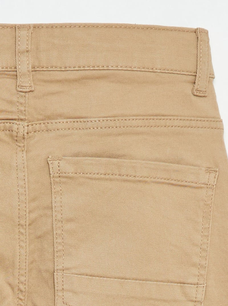 Pantaloni taglio skinny / modello molto aderente a 5 tasche Beige - Kiabi