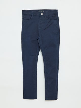 Pantaloni taglio skinny / modello molto aderente a 5 tasche