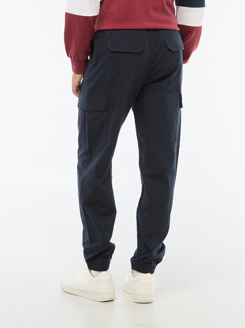 Pantaloni tinta unita multitasche con vita elasticizzata - Kiabi