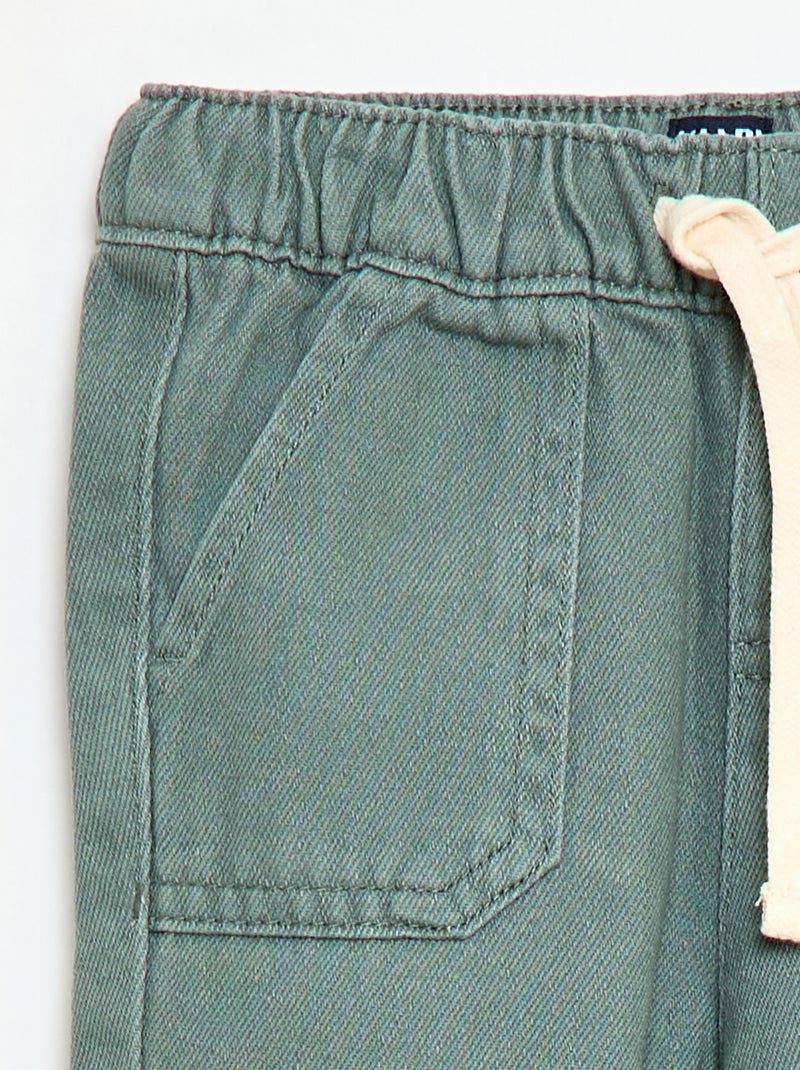 Pantaloni tinta unita taglio relaxed fit Verde - Kiabi