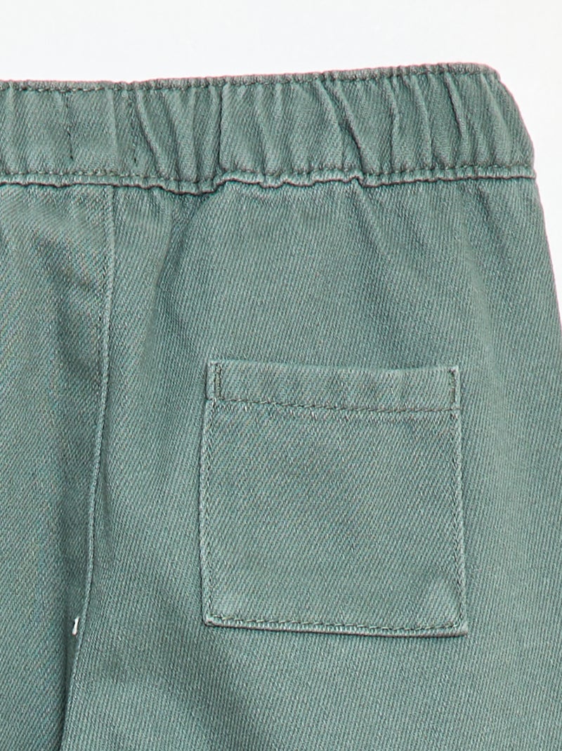 Pantaloni tinta unita taglio relaxed fit Verde - Kiabi
