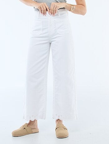 Pantaloni wide leg con tasche applicate