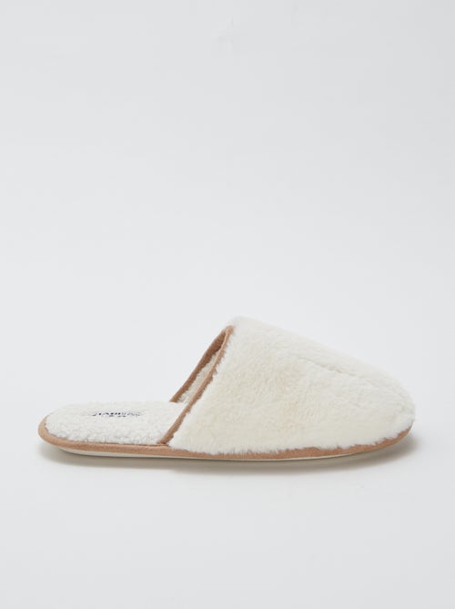 Pantofole basiche in finta pelliccia - Kiabi