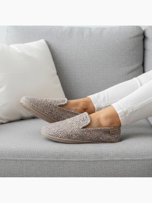 Pantofole chiuse sottopiede ergonomico in suedette in donna Isotoner - Kiabi