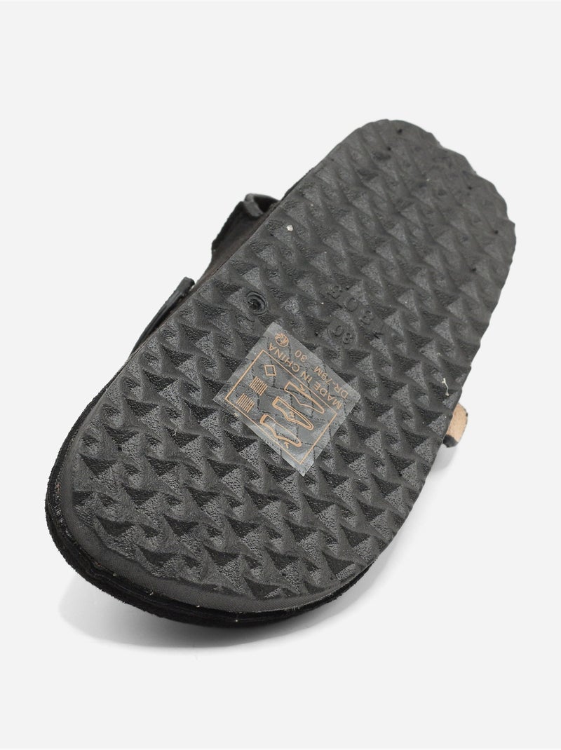 Pantofole con chiusura a velcro Nero - Kiabi