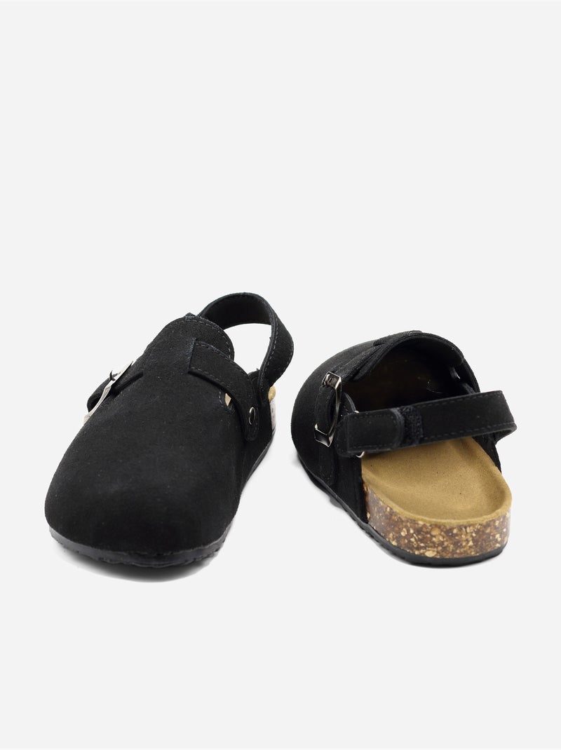 Pantofole con chiusura a velcro Nero - Kiabi