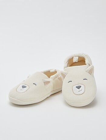 Pantofole con decorazione animale